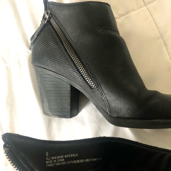 dv brand, zip-up, black booties - Picture 3 of 3